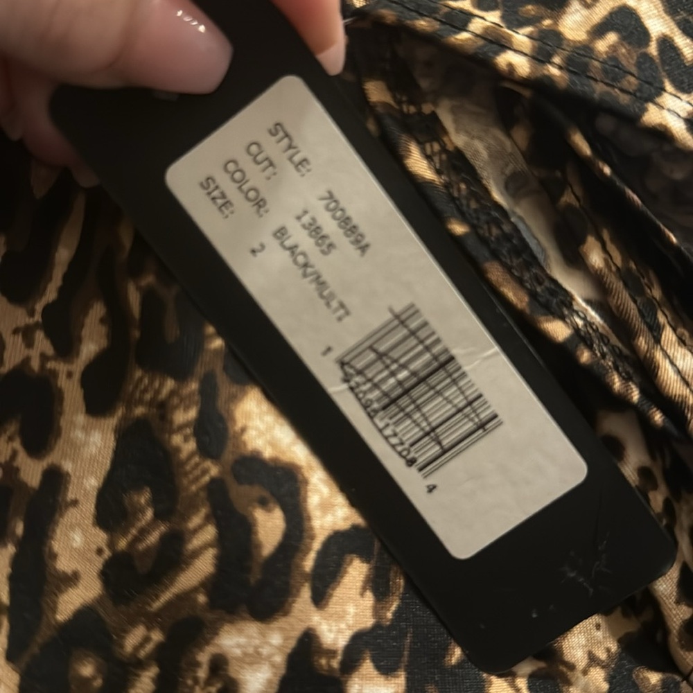 Leopard print BRAND NEW BEBE pantsuit! - Picture 5 of 5